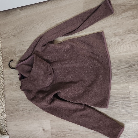 Patagonia Maroon Full-Zip Jacket - Picture 2 of 3